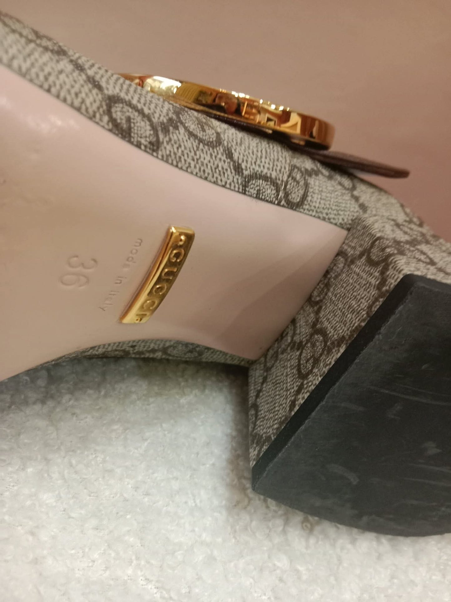 Gucci Blondie GG Supreme ankle Boots GG Medallion Size 26