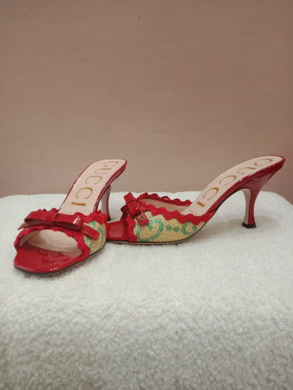 Gucci Kertu Mule Heels Red Patent Leather Trim and Bow Detail Size 36