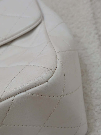 Chanel Matelasse Lambskin Vintage Flap White Series 1