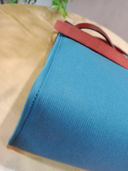 Hermes Herbag Zip 31 Bicolor Blue/Red Canvas & Leather Stamp X 2016