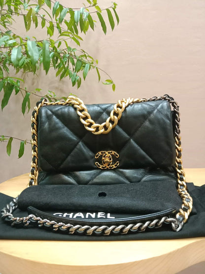 Chanel 19 Lambskin Large Black Series30