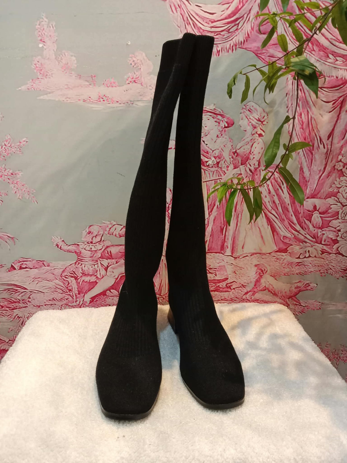 VIVAIA Knit Knee-High Sock Boots Black Size 37 (24)