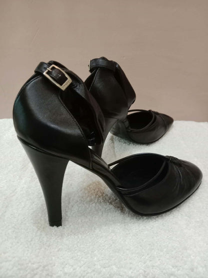Chanel Black Leather Heels Knotted Toe Design and Draped Ankle Cuff Black Size 38
