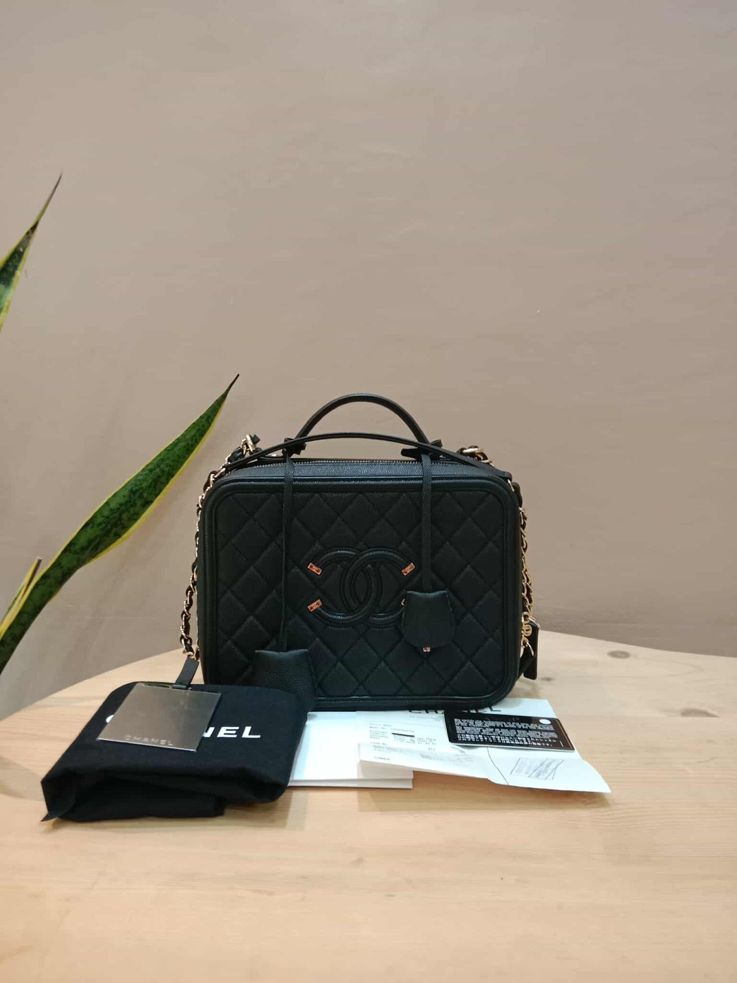 Chanel CC Filigree Vanity Case Caviar Black Large Series 29