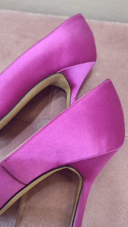 Manolo Blahnik Satin Heels Size 38