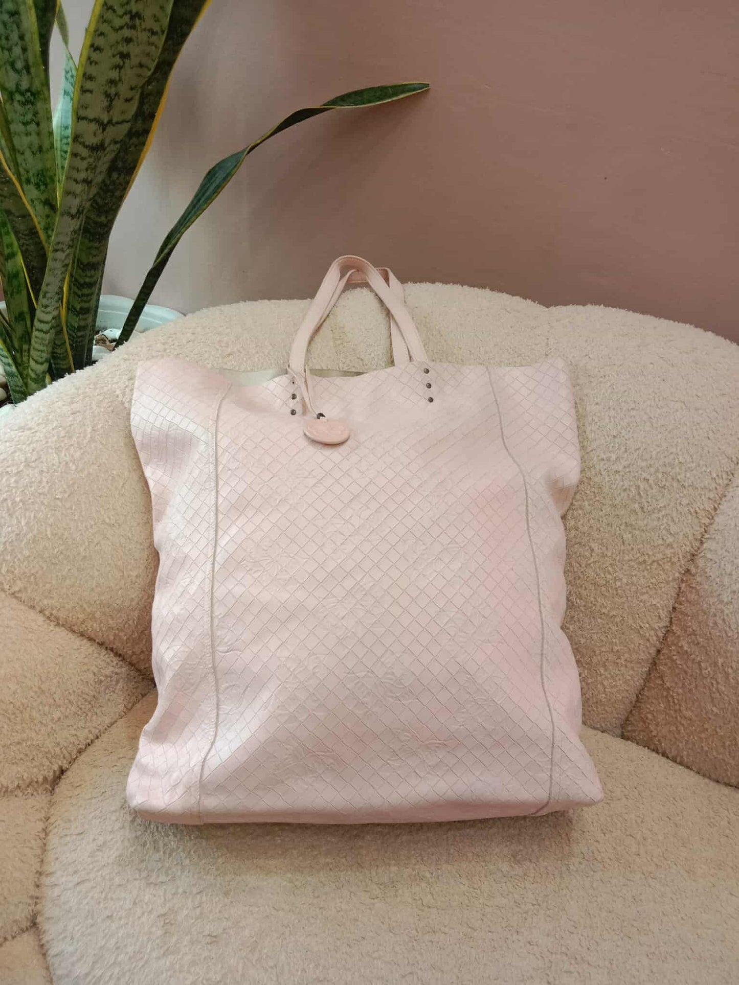 Bottega Veneta Butterfly Intrecciato Tote Bag Pink