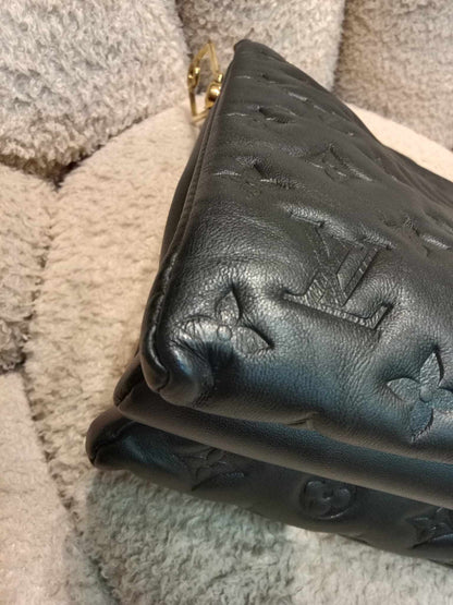 Louis Vuitton Coussin Black