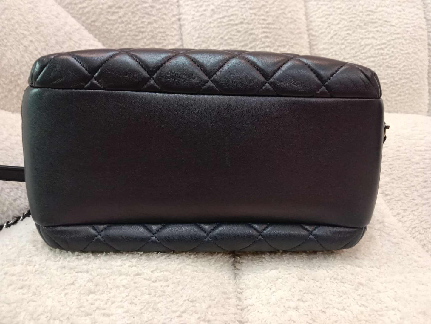 Chanel Trendy CC Bowling Bag Lambskin Series 21