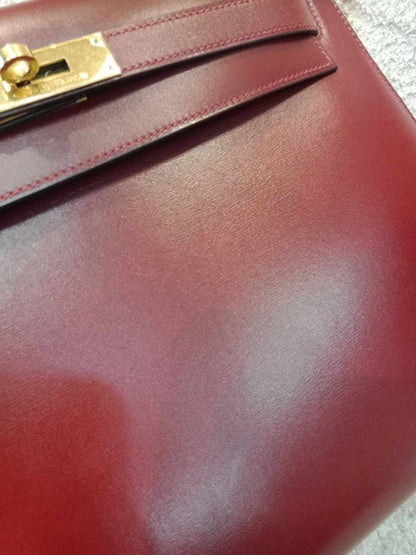 Hermes Kelly 32 Boxcalf Bordeaux Stamp F Square 2002