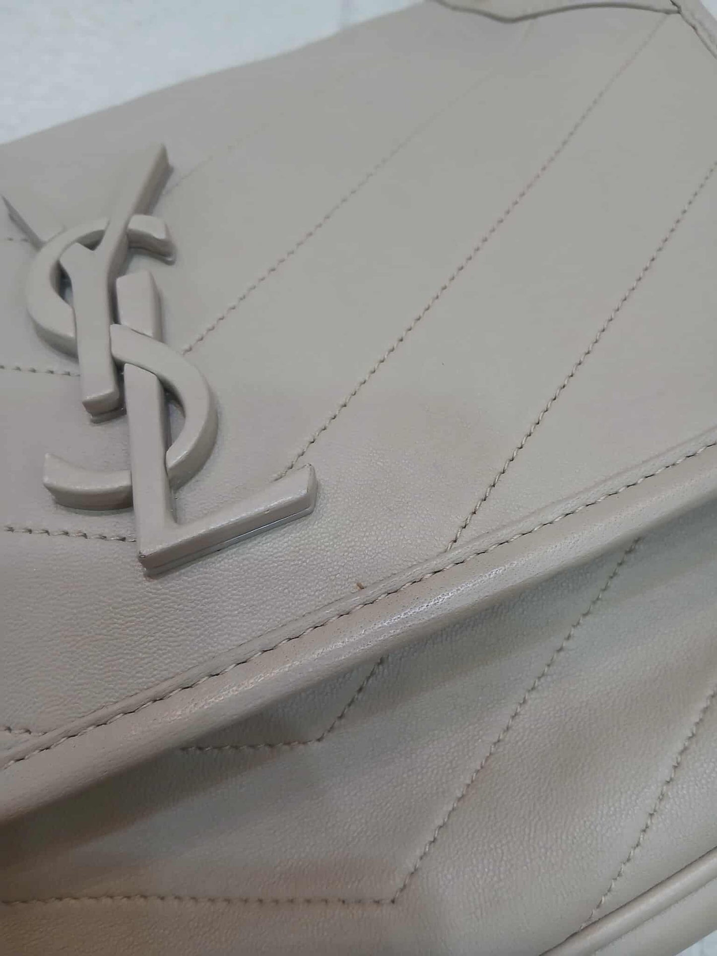 Saint Laurent Niki Leather Beige Bag