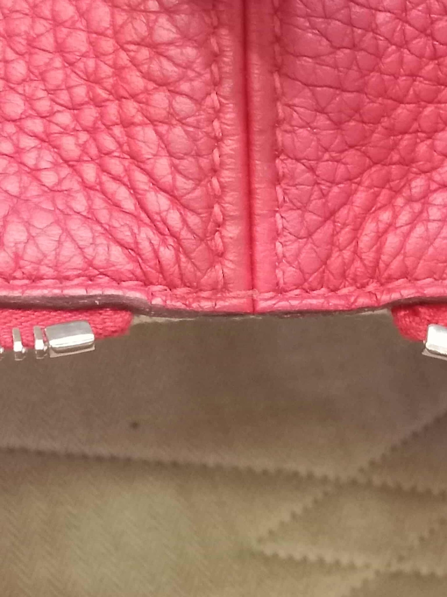 Hermes Victoria 43 Clemence Red Stamp R 2014