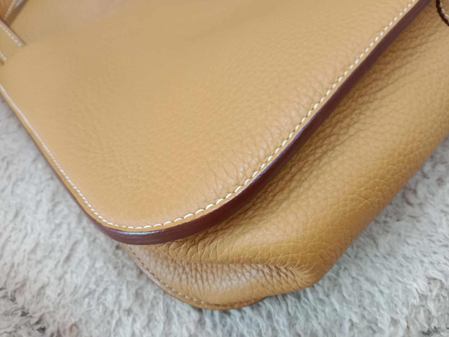 Hermes Halzan 31 Jaune Ambre Clemence Stamp R Square 2014