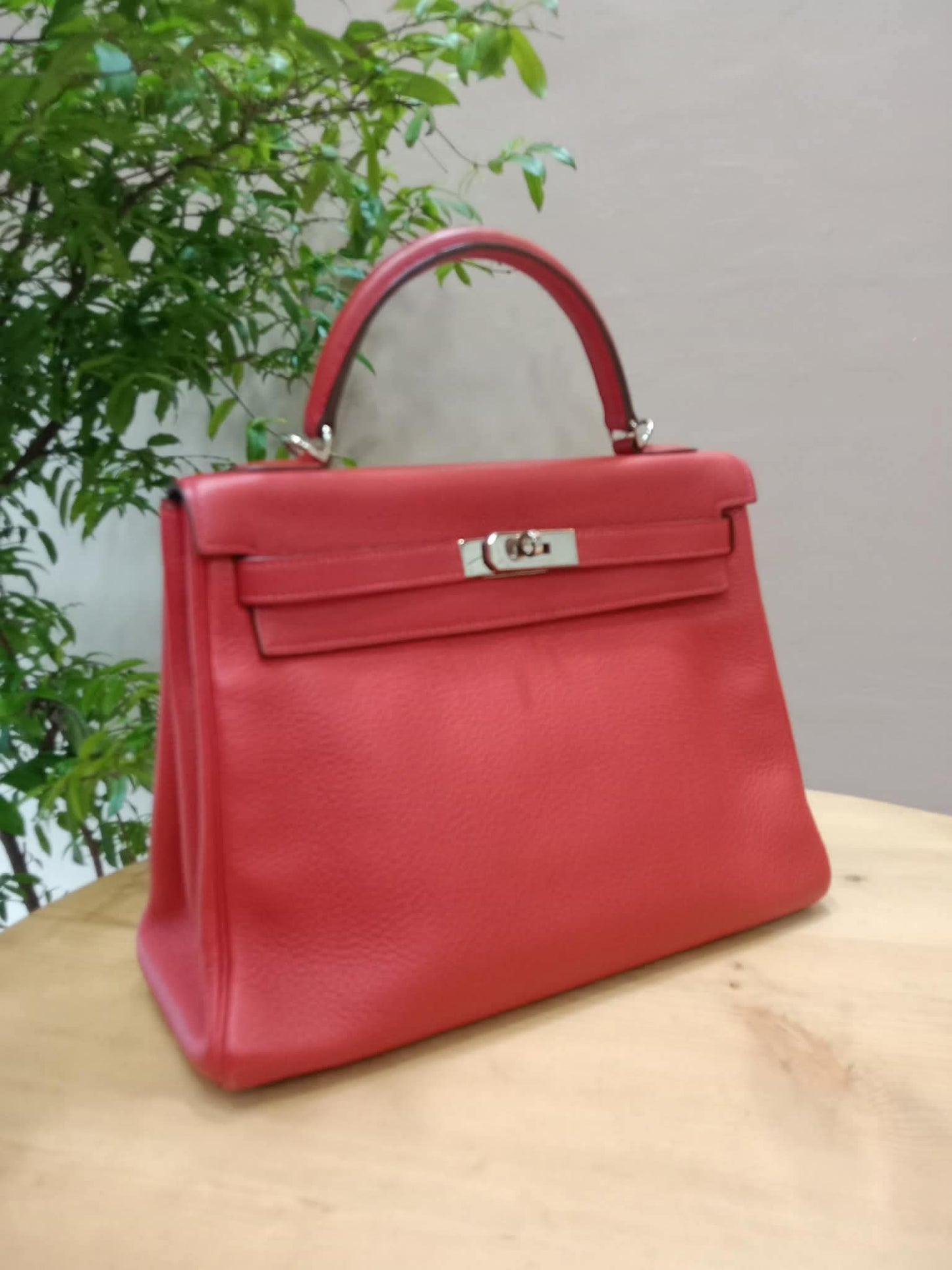 Hermes Kelly 32 Rouge Casaque Togo Stamp I Square 2005