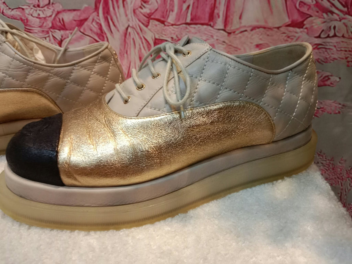 Chanel Interlocking CC Logo Metallic Gold/Beige Lace-up Sneakers with Black Cap Toe Size 35