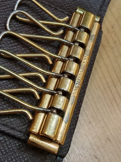 Louis Vuitton 6 Slots Keyholder Damier Ebene