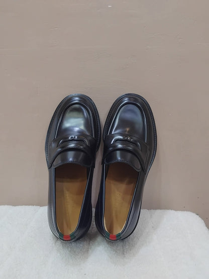 Gucci Men's Black Leather Loafers Size 7