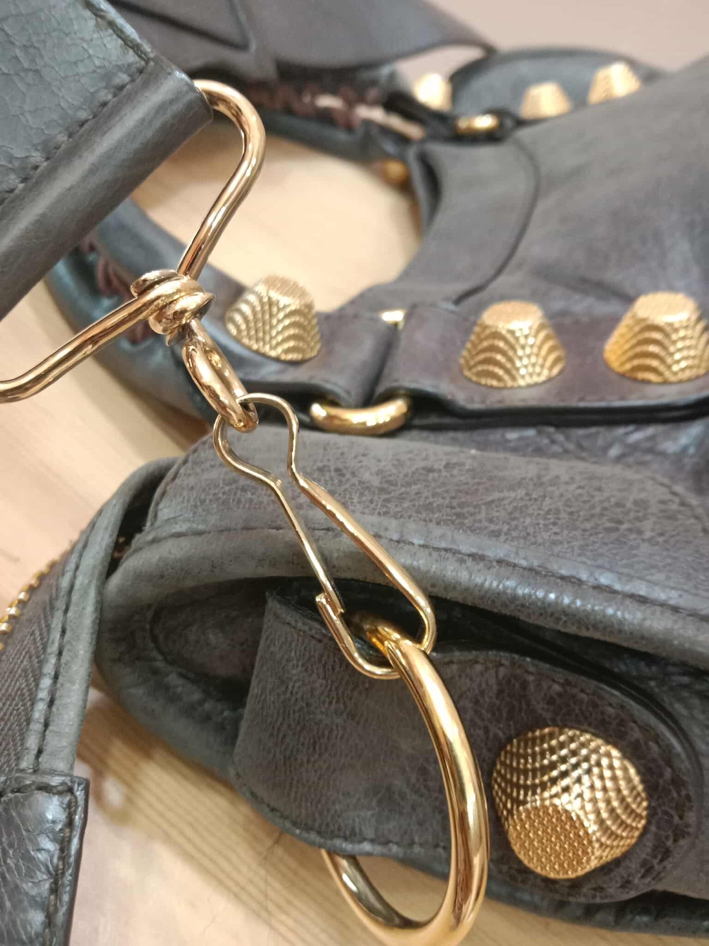 Balenciaga Giant City Bag Distressed Lambski Black