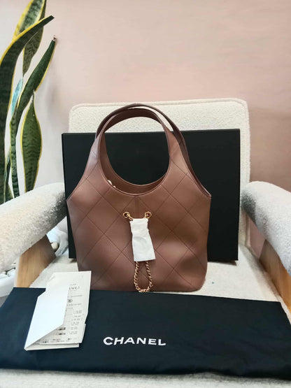 Chanel Hobo Bag in Brown Grained Calfskin