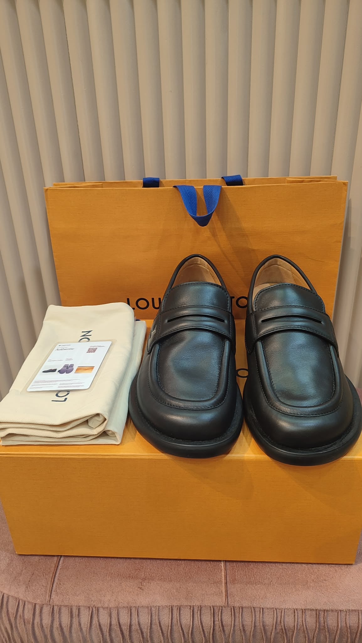 Louis Vuitton Logo Leather Loafers Black Size 8