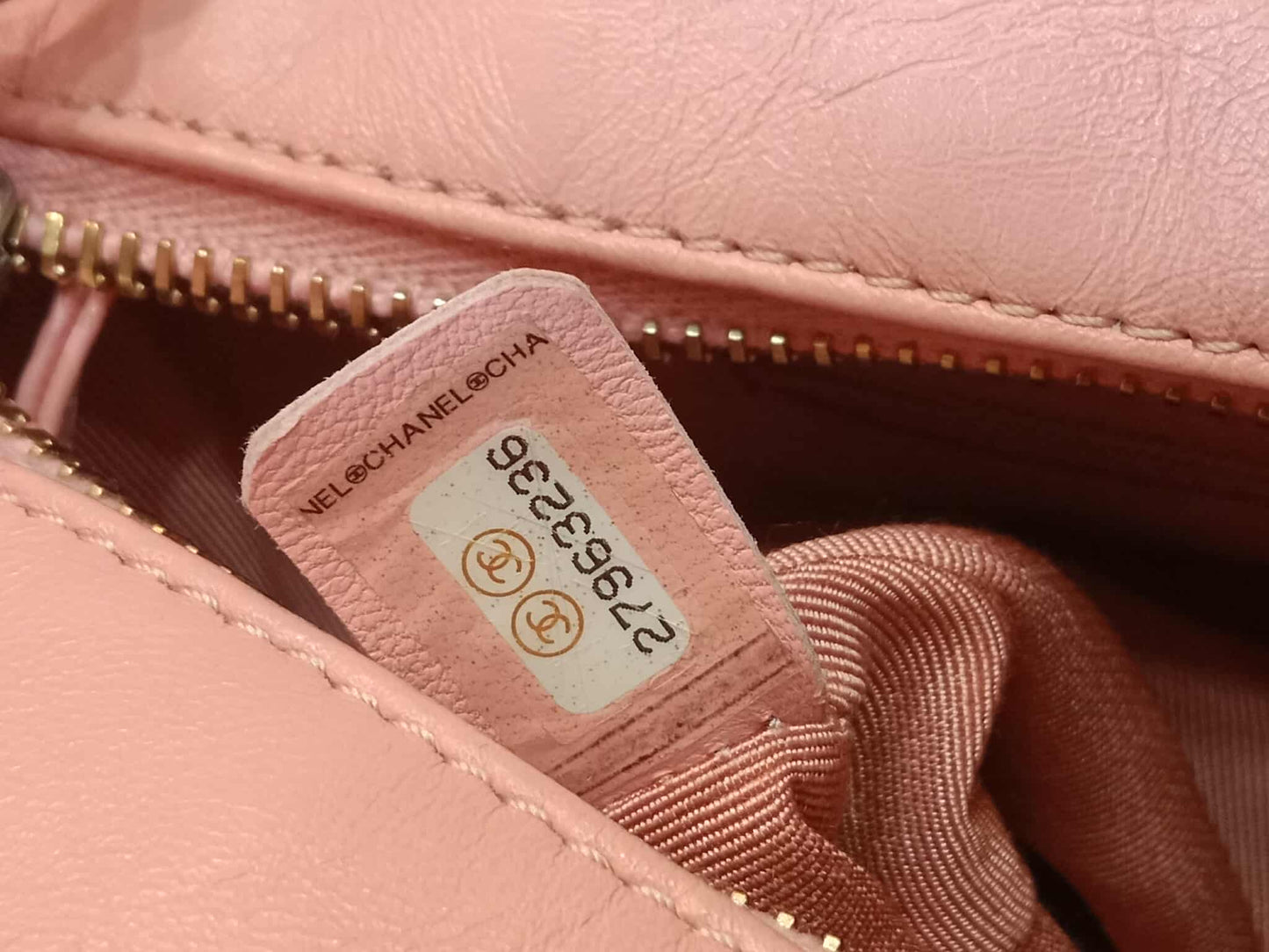 Chanel Gabrielle Hobo Bag Large Pink Series 27