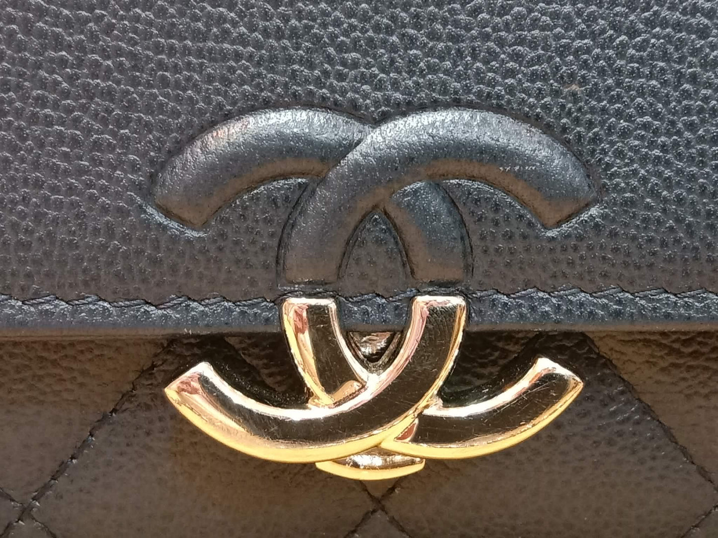Chanel CC Box Wallet On Chain Caviar Navy Blue Series 27