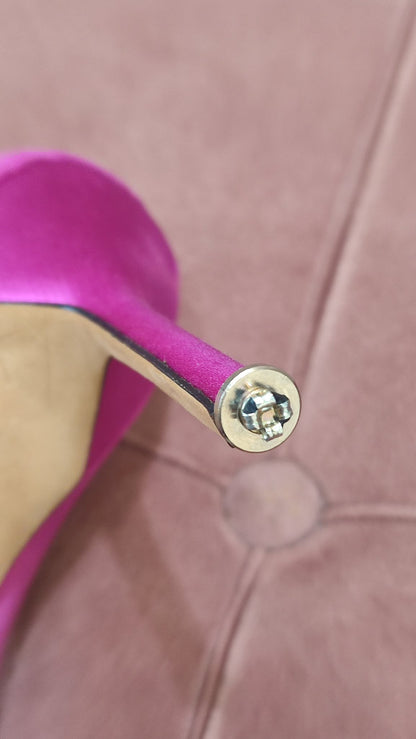 Manolo Blahnik Satin Heels Size 38