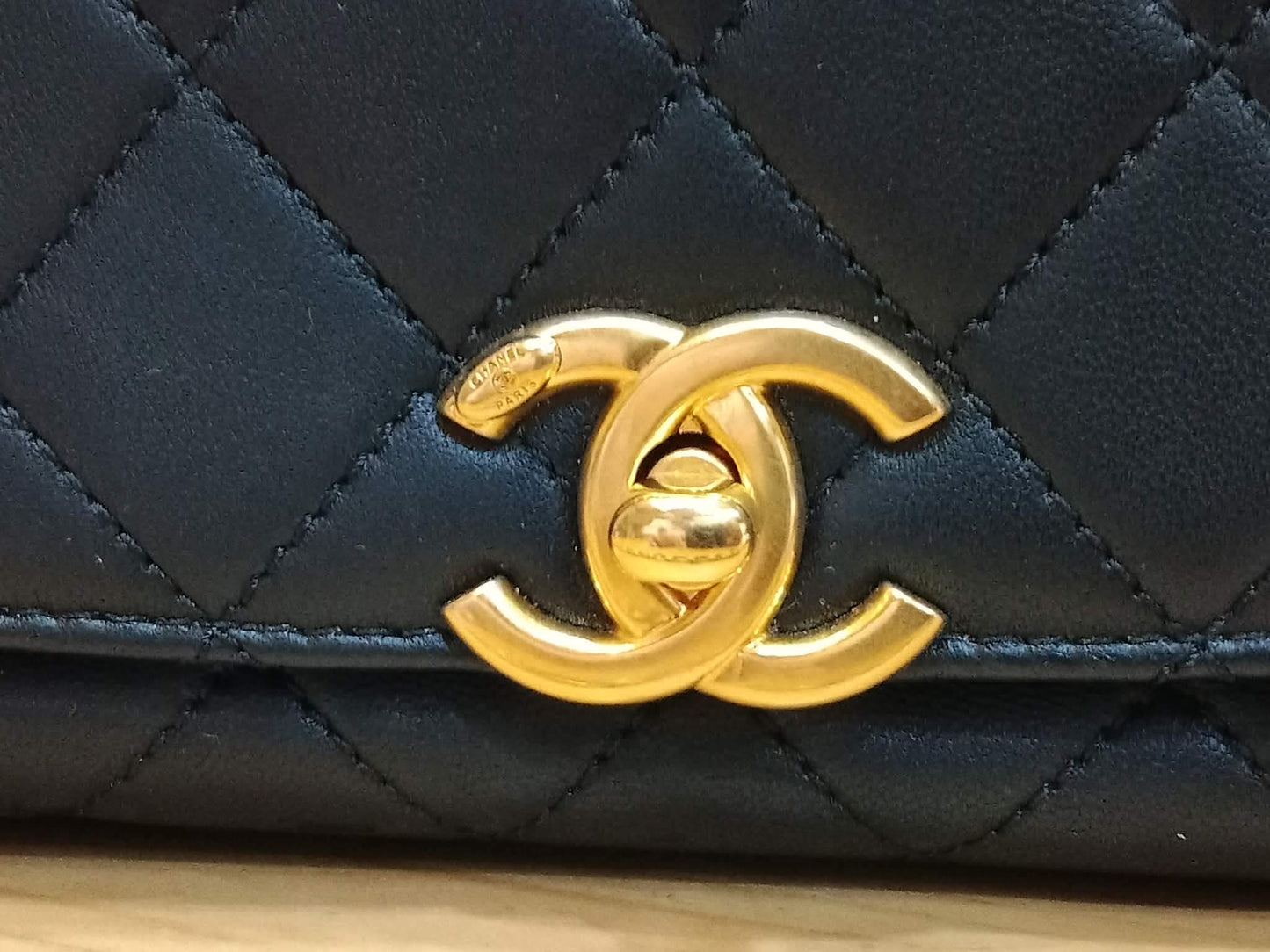 Chanel La Parisienne Quilted Lambskin Tophandle Bag Black Series 30