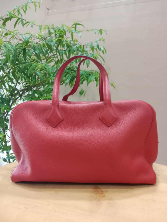 Hermes Victoria 43 Clemence Red Stamp R 2014