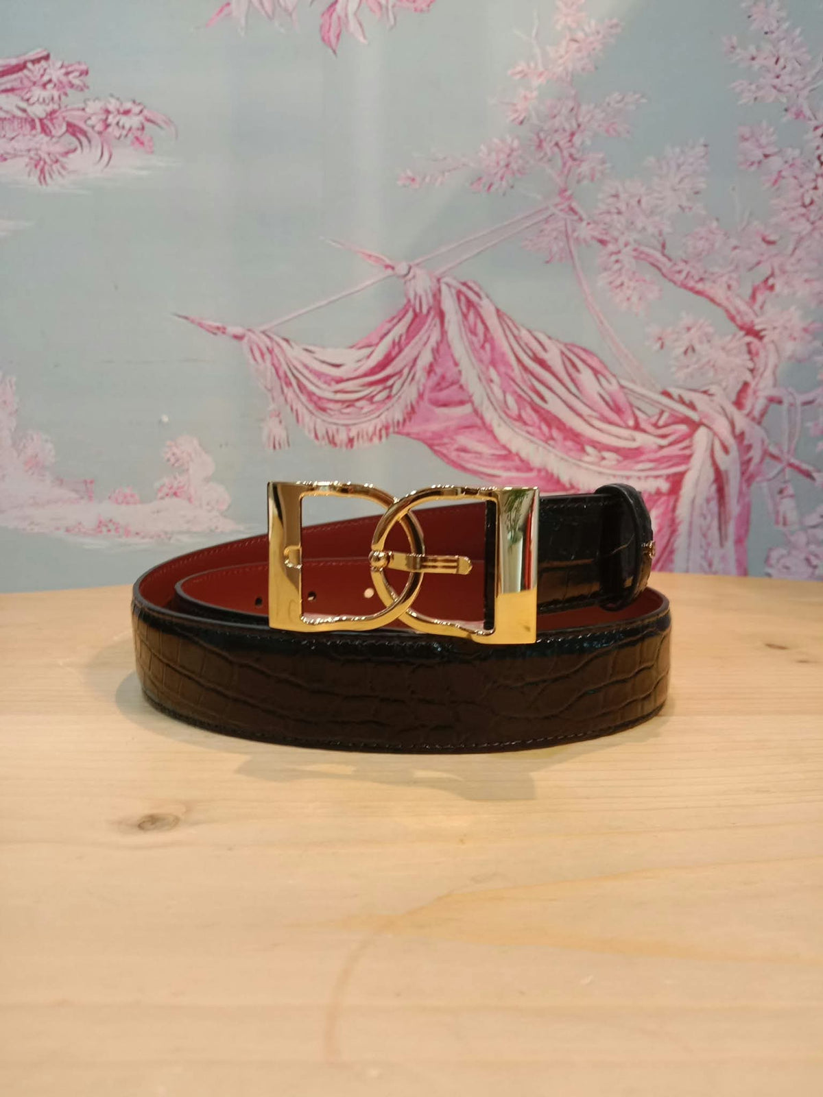Chanel Crocodile Embossed Calfskin & Metal Belt Black Brandnew