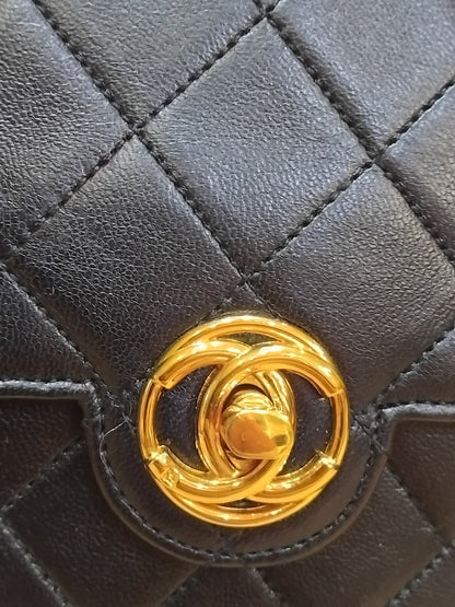 Chanel Circle Lock Flap Vintage CC Lambskin Black Series 1