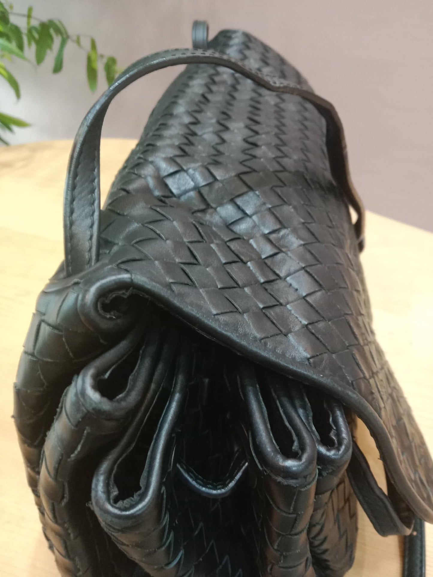 Bottega Veneta Intrecciato Messenger Bag Black
