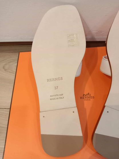 Hermes Oran Blanc Size 37