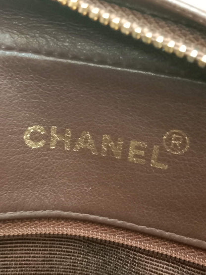 Chanel Shoulder Bag Embossed CC Logo Vintage Chocolate Brown