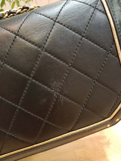 Chanel CC Crossing Leather Chain Shoulder Bag Lambskin Series 23