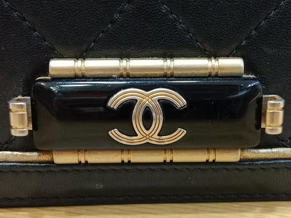 Chanel CC Crossing Leather Chain Shoulder Bag Lambskin Series 23