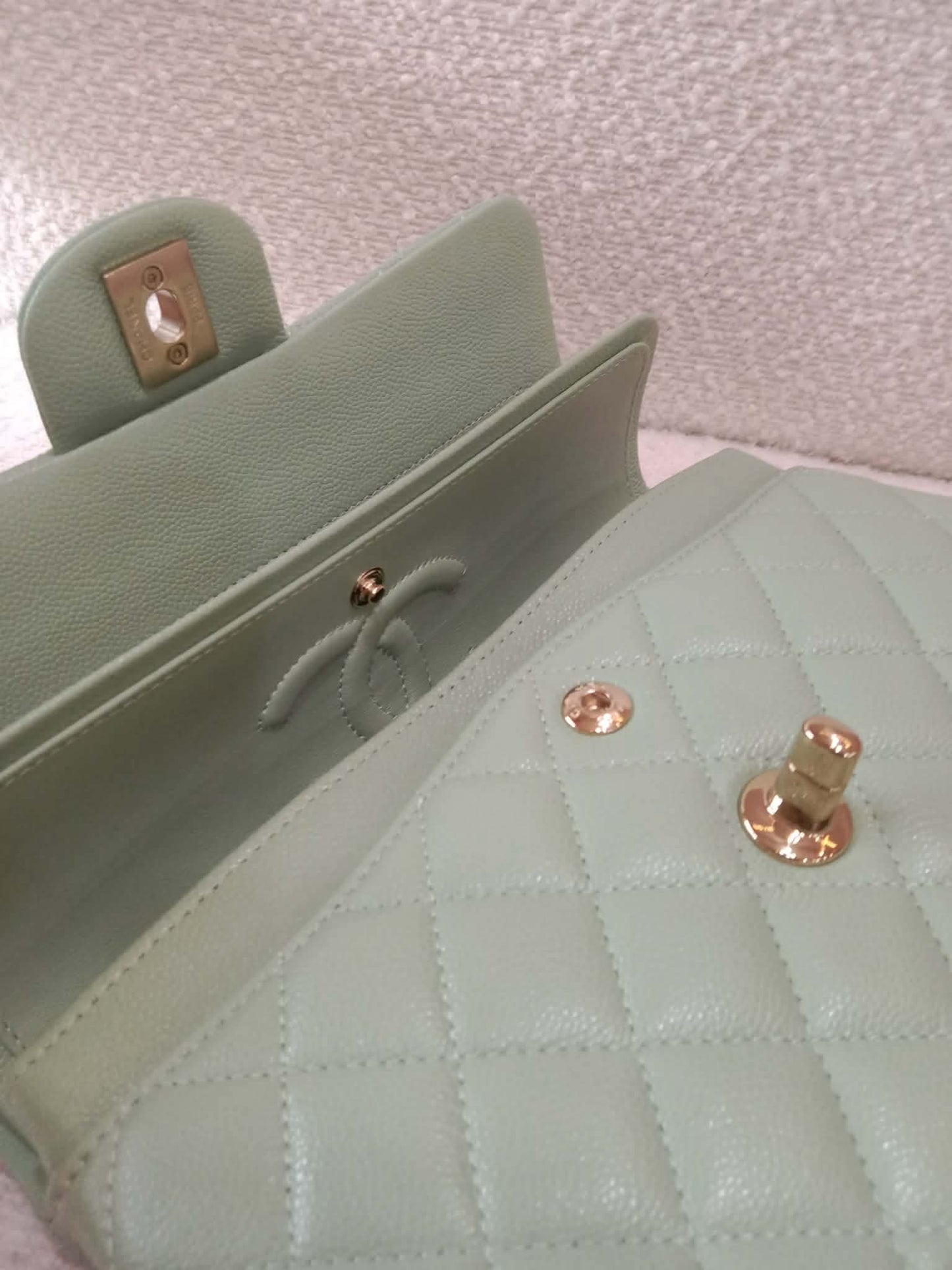 Chanel 24C Timeless Classic Double Flap Caviar Green Caviar Microchipped