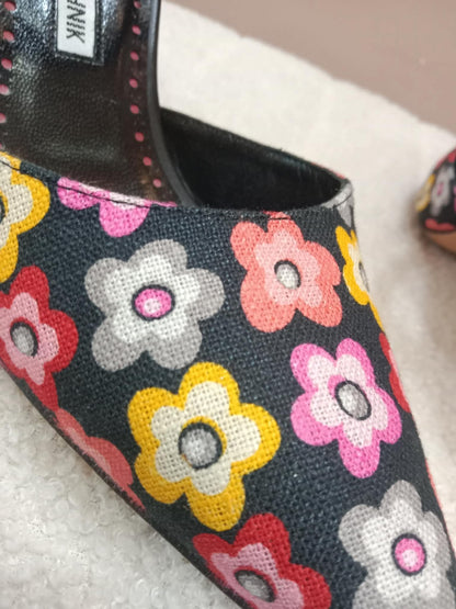 Manolo Blahnik Chamaca 70 Floral Print inen Mule Heels Size 36
