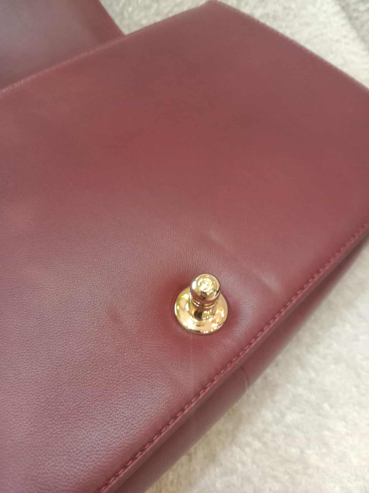 Chanel Boy Flap New Medium Burgundy Lambskin Series 22