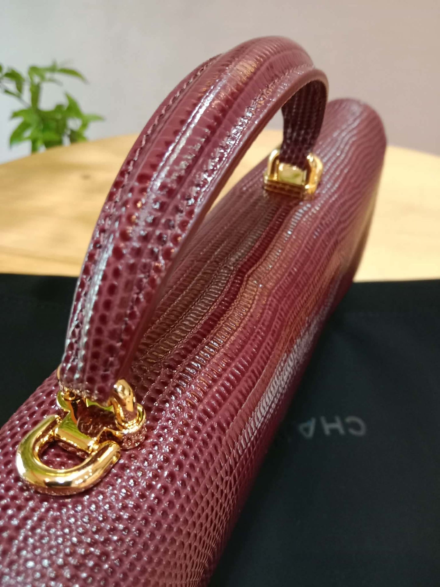 Chanel Tophandle Lizard Embossed Calfskin Clutch Dar Burgundy Microchipped