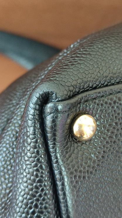 Chanel CC Caviar Drawstring Bucket Bag Black Series 7