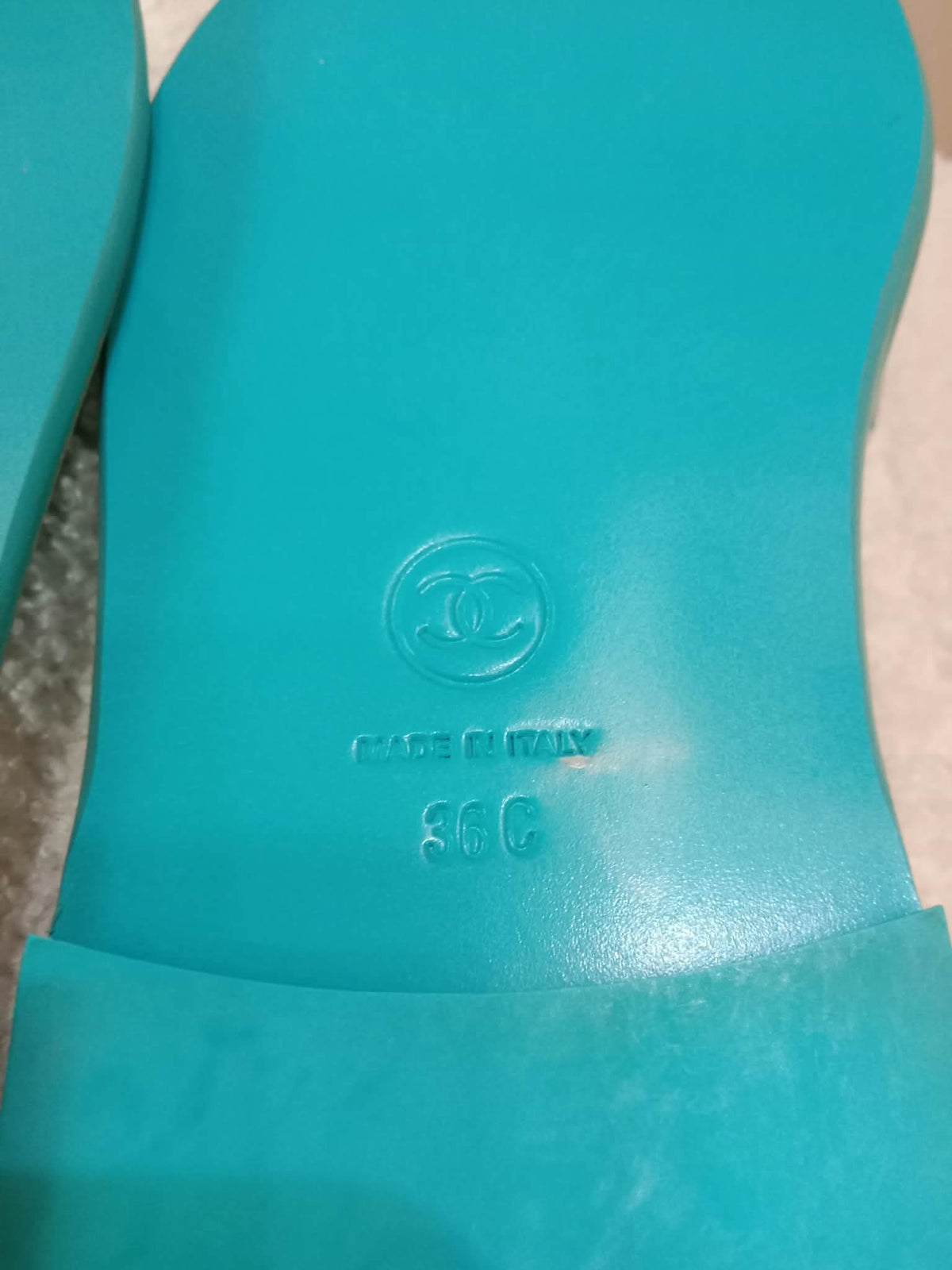 Chanel Turquiose and Green Patent Leather CC Flat Slide Sandals Size 36