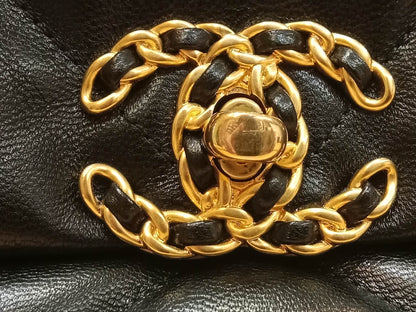 Chanel 19 Lambskin Large Black Series30