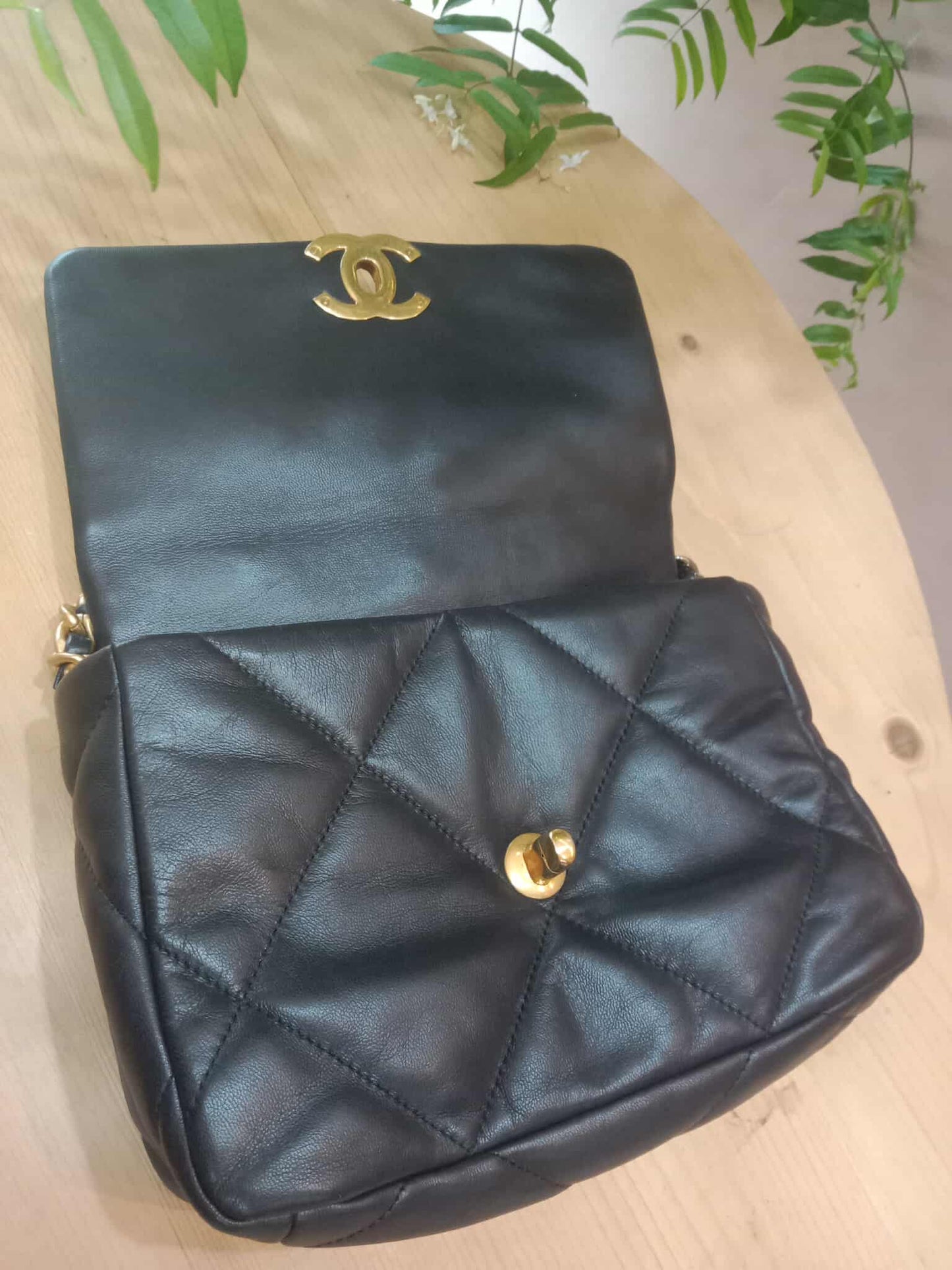 Chanel 19 Beige Midnight Blue Small Series 30