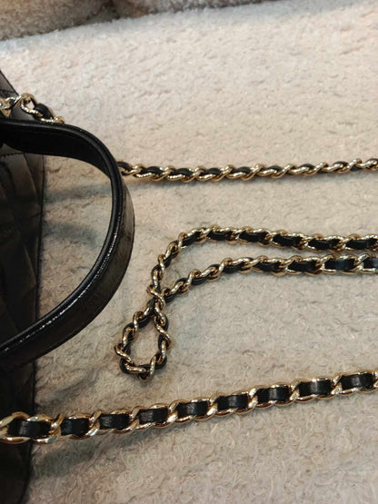 Chanel Small Vanity Glazed Calfskin Chain Shoulder Black Microchipped Fullset