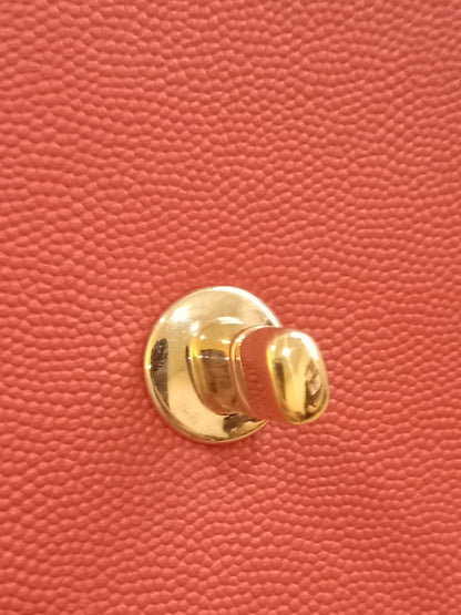 Chanel Business Affinity Red Medium Series 28
