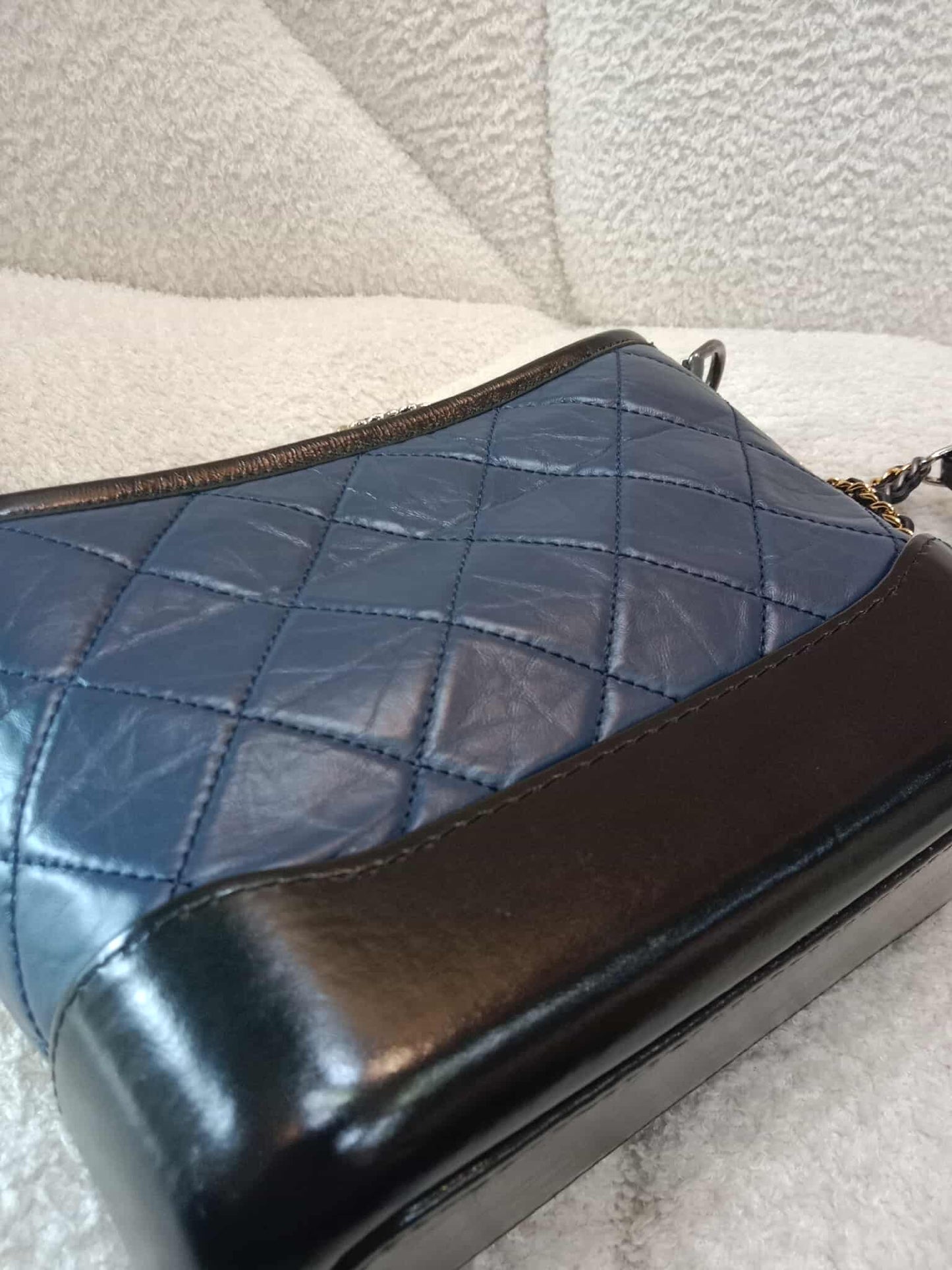 Chanel Gabrielle Small Hobo Bag in Navy/Black Calfskin Series 25