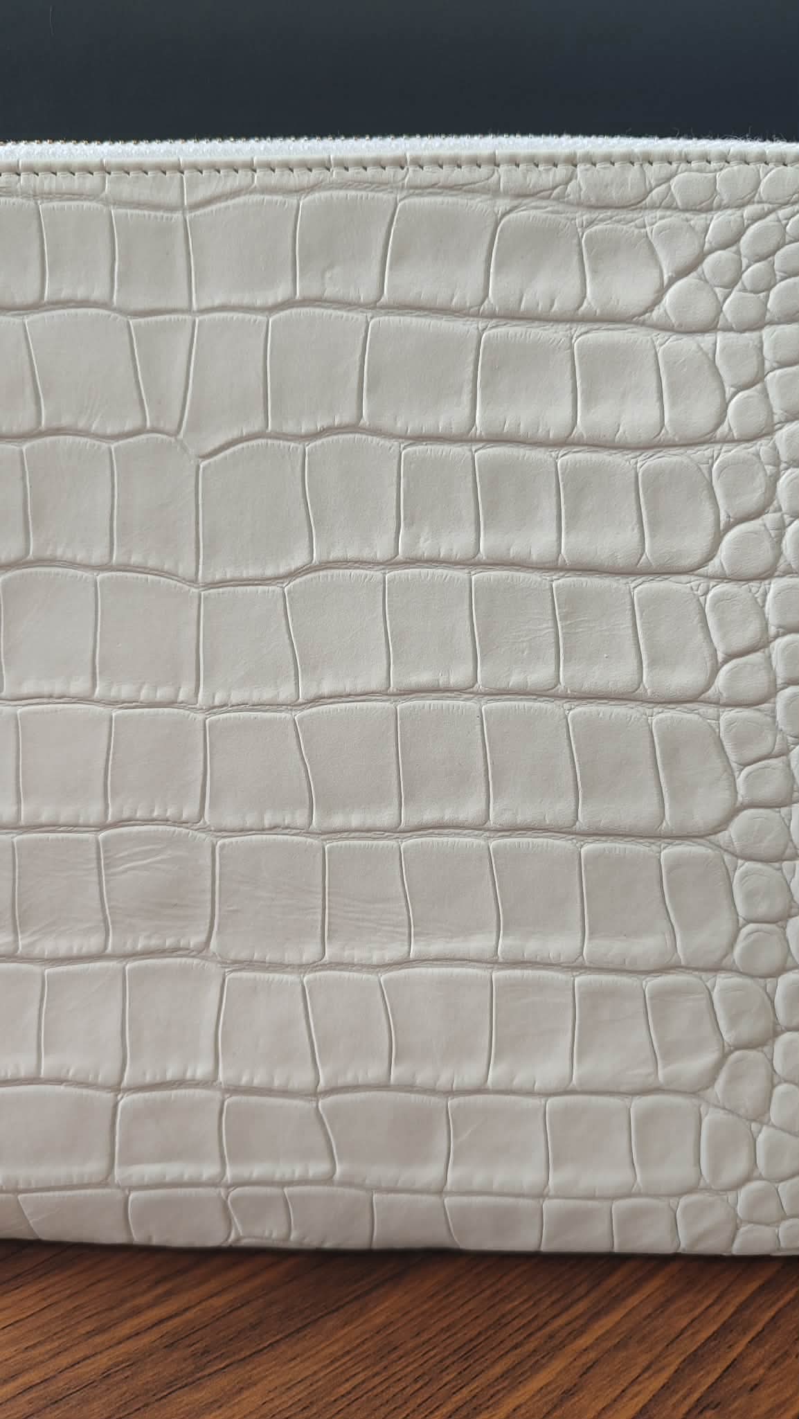Chanel OCase Croc Embossed White Series 28