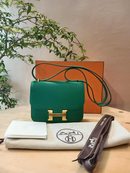 Hermes Constance 18 Green Epsom Stamp C 2018