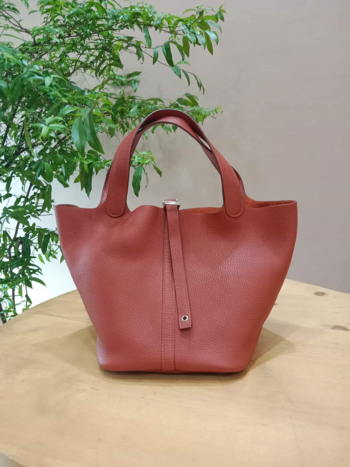 Hermes Picotin 22 Clemence Brique Stamp Y 2020