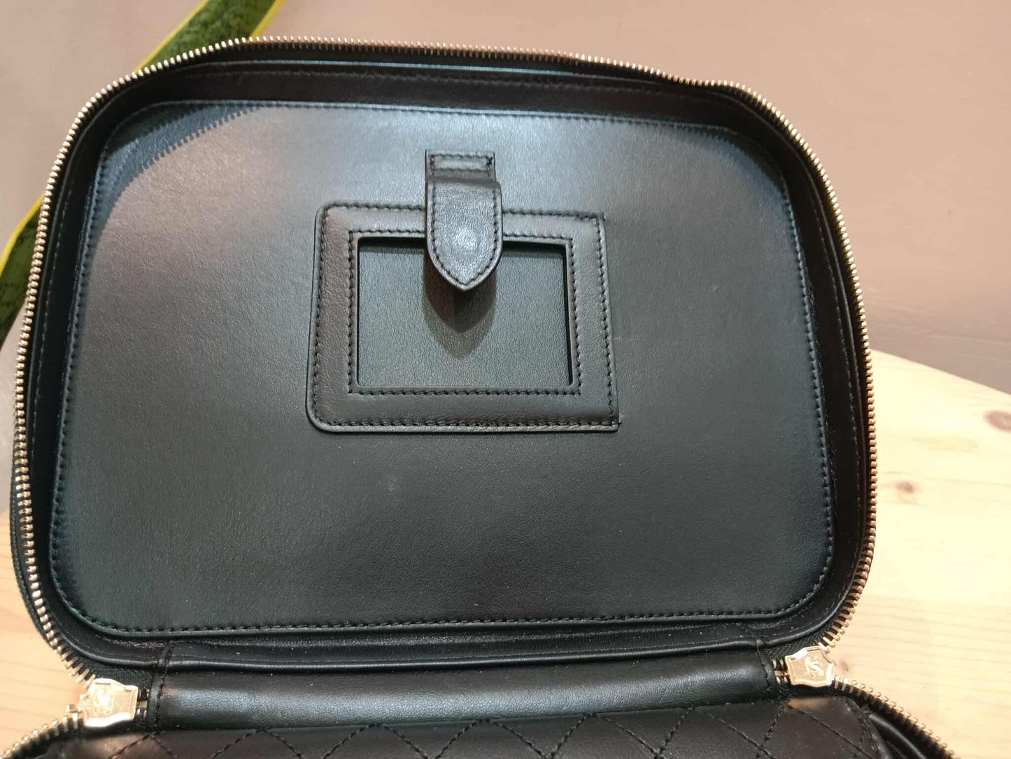 Chanel CC Filigree Vanity Case Caviar Black Large Series 29